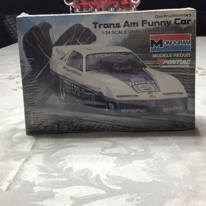 Monogram Trans Am Funny Car 1/24 scale Model kit